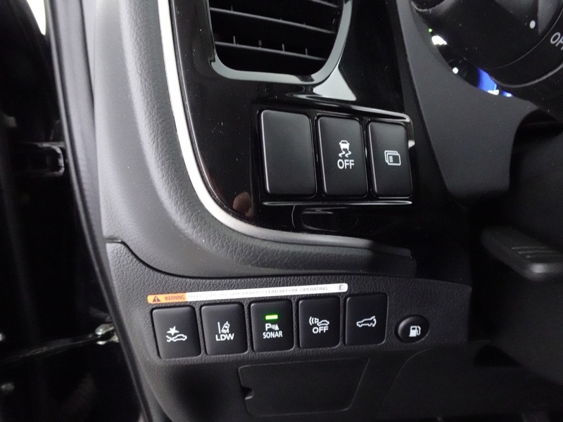 Mitsubishi Outlander PHEV vaihtoauto