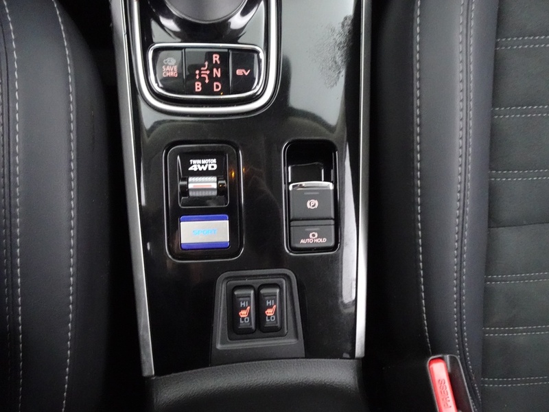 Mitsubishi Outlander PHEV vaihtoauto