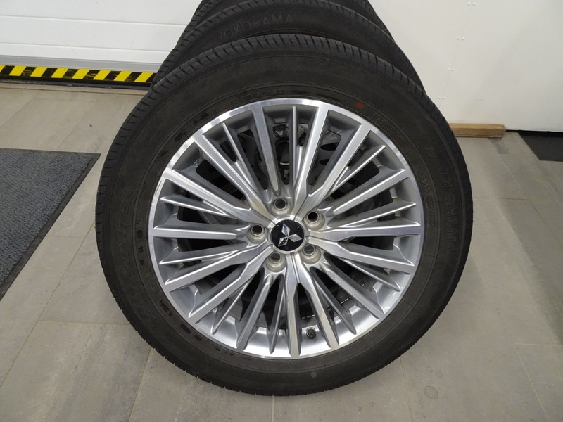 Mitsubishi Outlander PHEV vaihtoauto