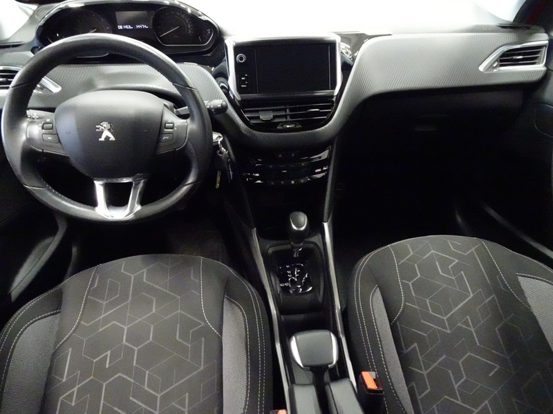 Peugeot 2008 vaihtoauto