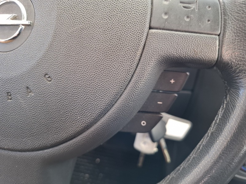 Opel Corsa vaihtoauto