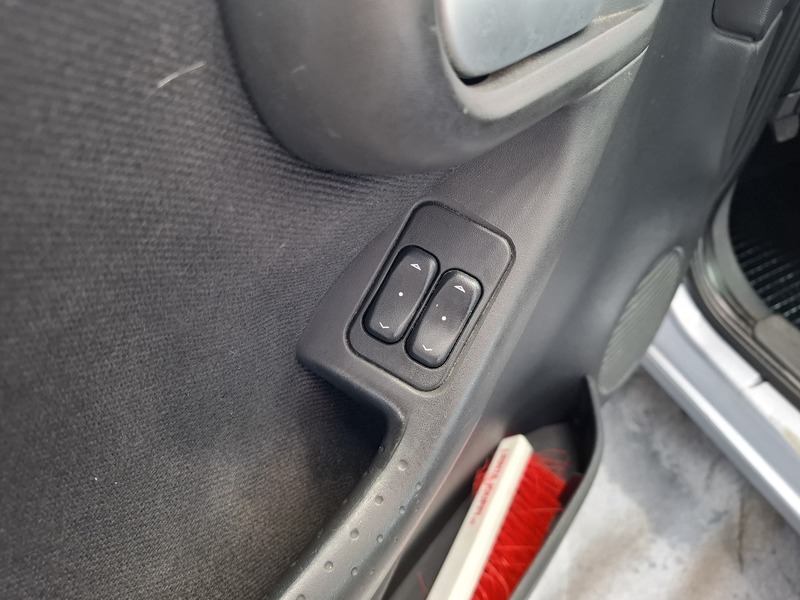 Opel Corsa vaihtoauto