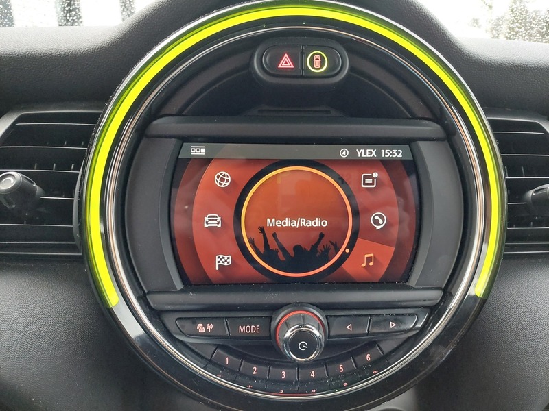 Mini Cooper vaihtoauto