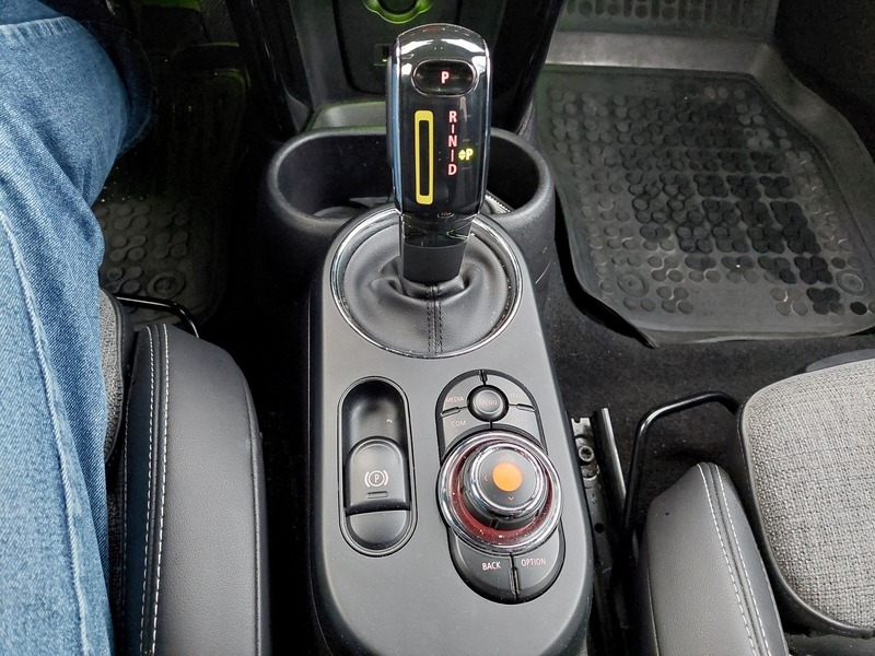 Mini Cooper vaihtoauto