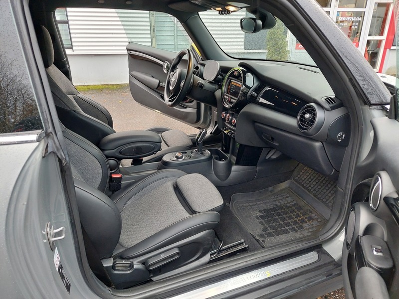 Mini Cooper vaihtoauto