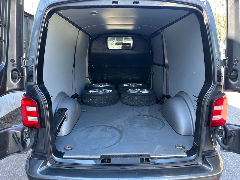 Volkswagen Transporter vaihtoauto