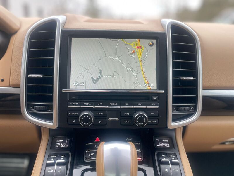 Porsche Cayenne vaihtoauto