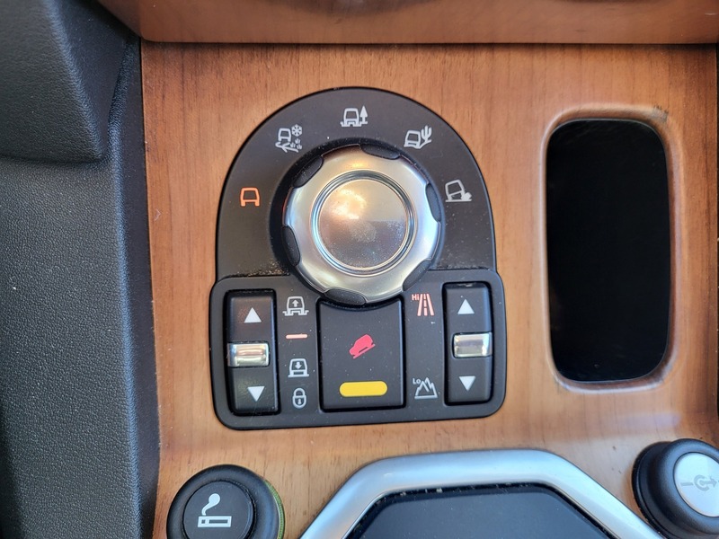 Land Rover Discovery vaihtoauto