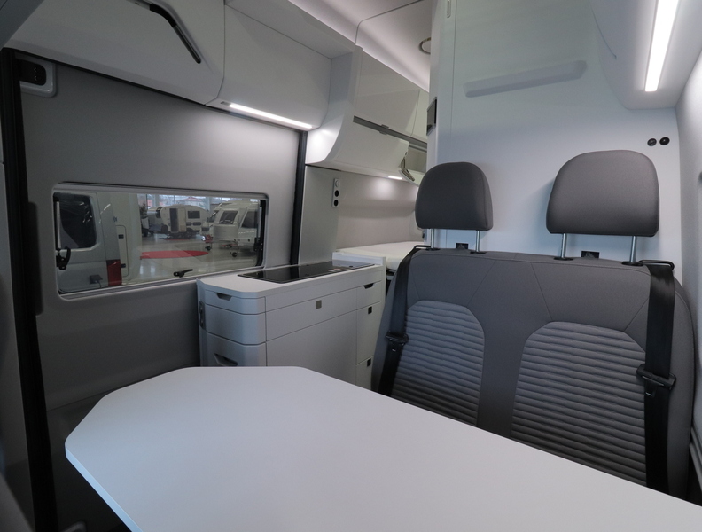 Volkswagen Grand California vaihtoauto