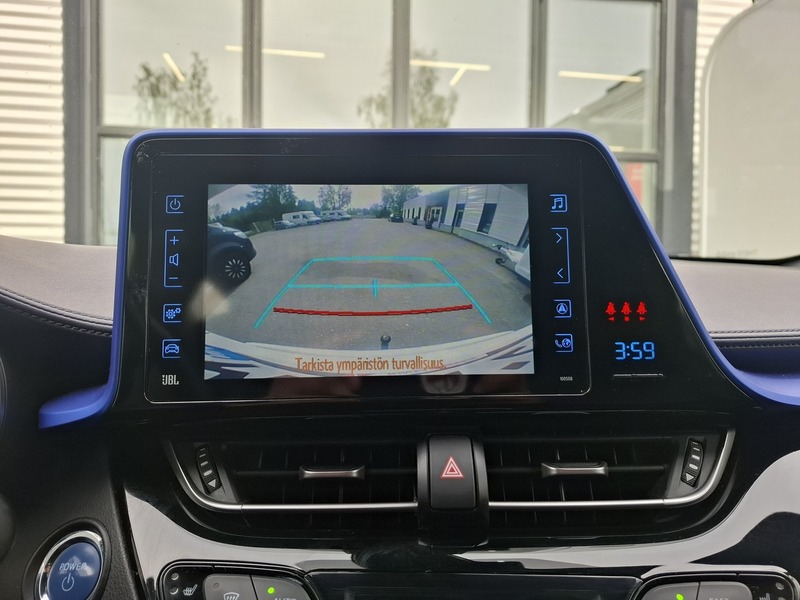 Toyota C-HR vaihtoauto