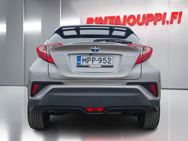Toyota C-HR vaihtoauto