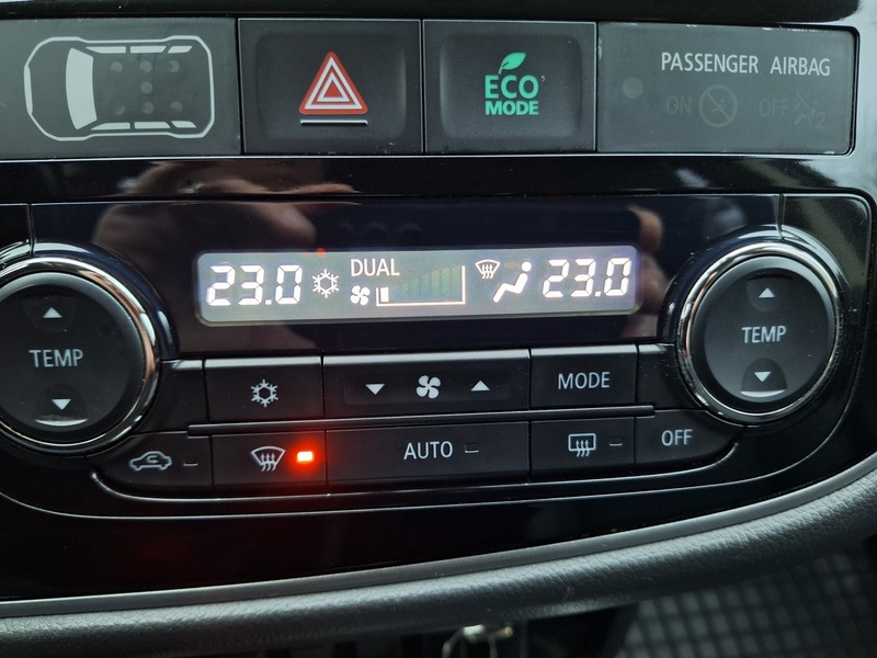 Mitsubishi Outlander PHEV vaihtoauto