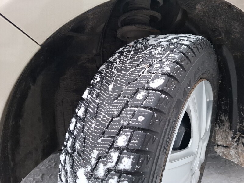 Nissan Tiida vaihtoauto