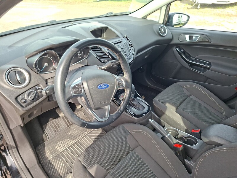 Ford Fiesta vaihtoauto