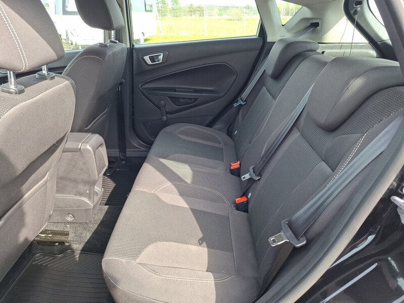 Ford Fiesta vaihtoauto