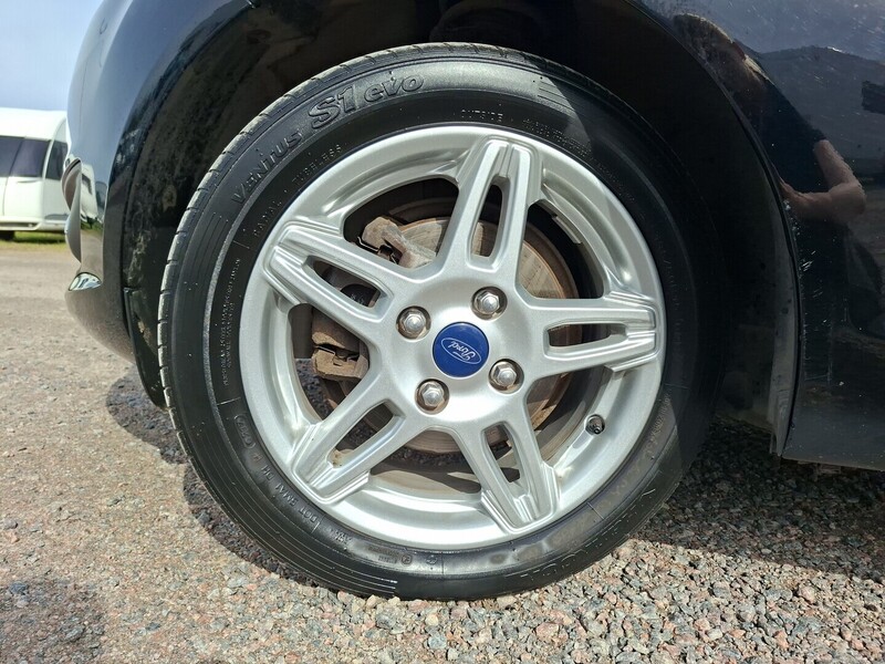 Ford Fiesta vaihtoauto