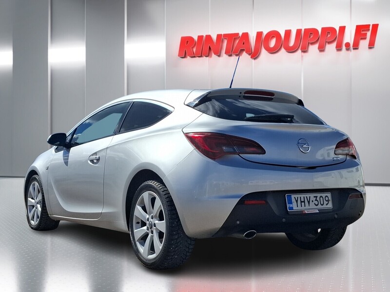 Opel Astra vaihtoauto