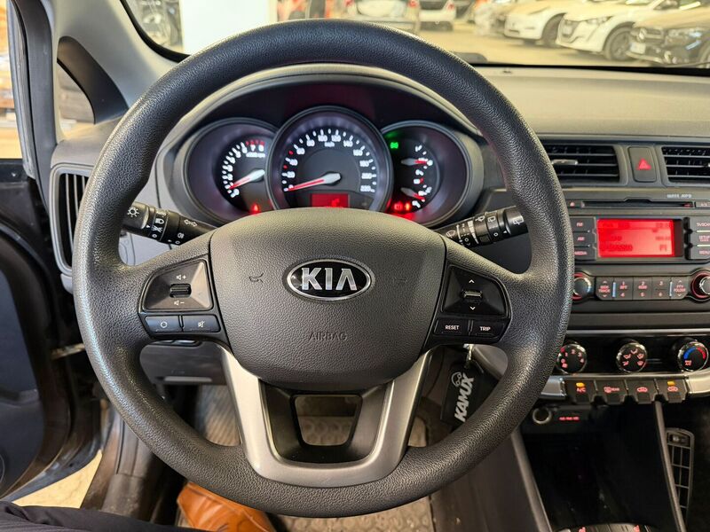 Kia Rio vaihtoauto
