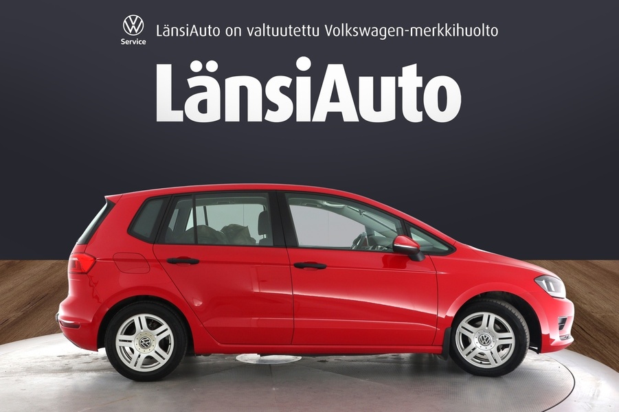 Volkswagen Golf Sportsvan vaihtoauto