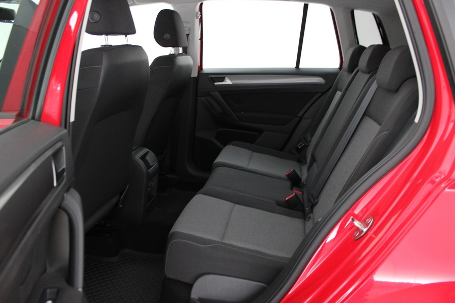 Volkswagen Golf Sportsvan vaihtoauto