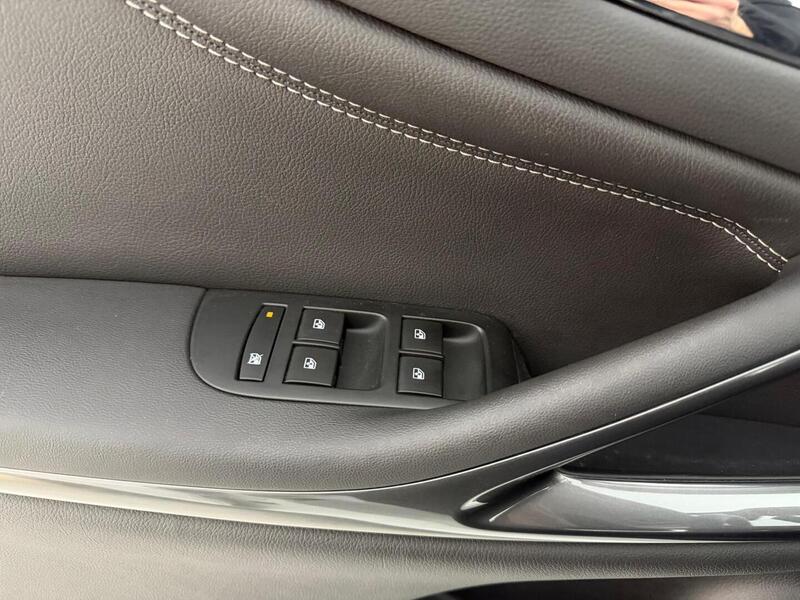 Opel Zafira vaihtoauto