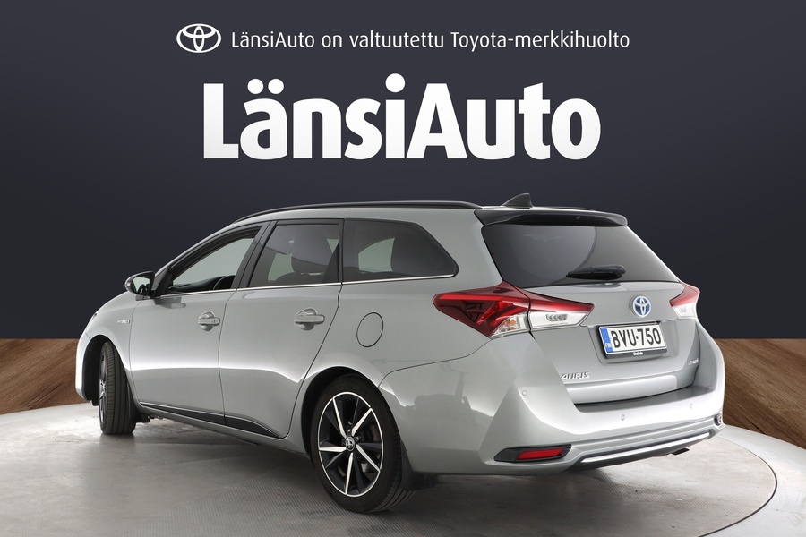 Toyota Auris vaihtoauto