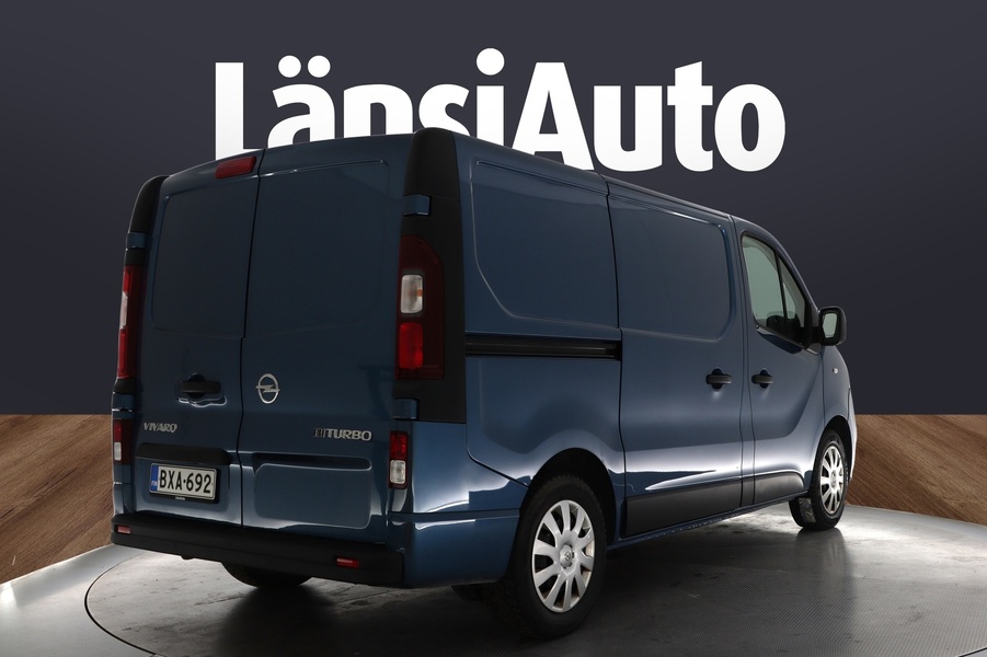 Opel Vivaro vaihtoauto