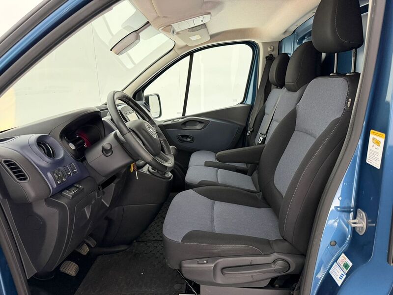Opel Vivaro vaihtoauto
