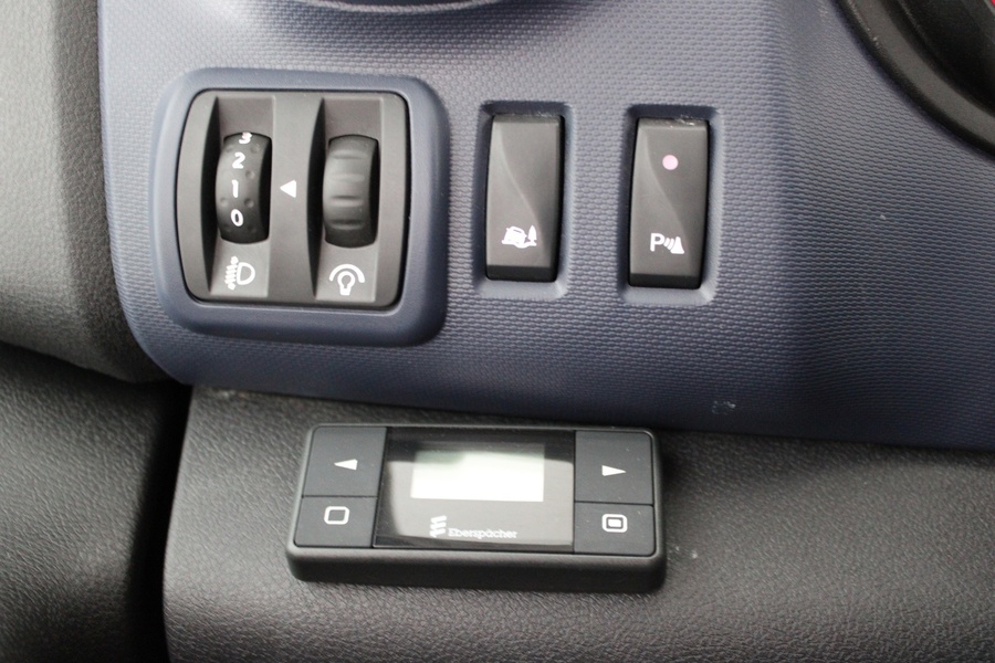 Opel Vivaro vaihtoauto