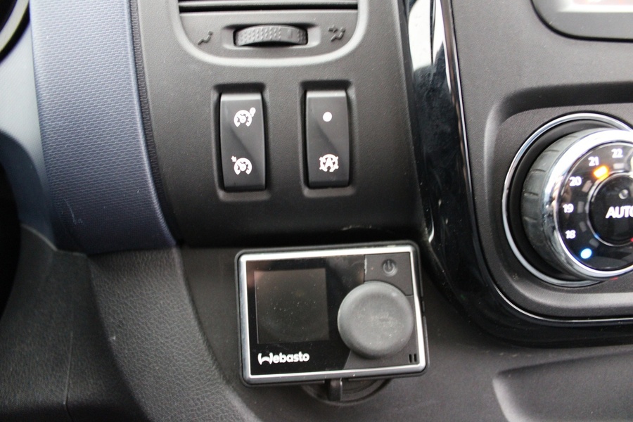 Opel Vivaro vaihtoauto