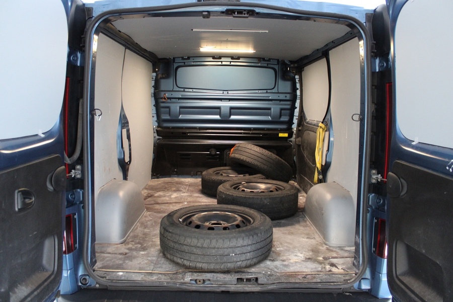 Opel Vivaro vaihtoauto