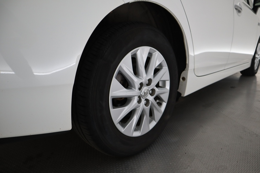 Toyota Prius PHEV vaihtoauto