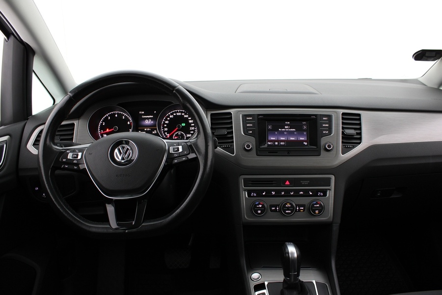 Volkswagen Golf Sportsvan vaihtoauto