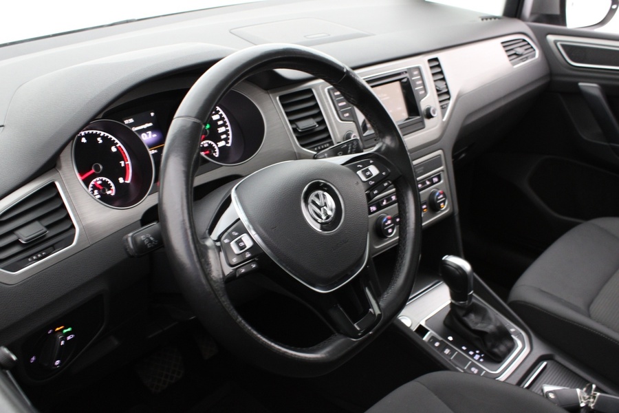 Volkswagen Golf Sportsvan vaihtoauto