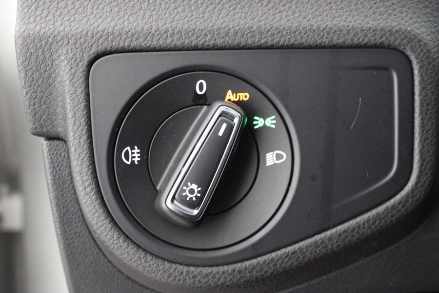 Volkswagen Golf Sportsvan vaihtoauto