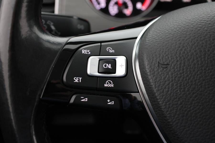 Volkswagen Golf Sportsvan vaihtoauto