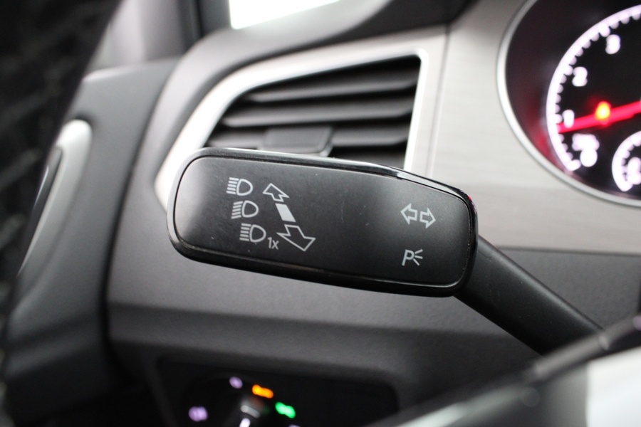 Volkswagen Golf Sportsvan vaihtoauto