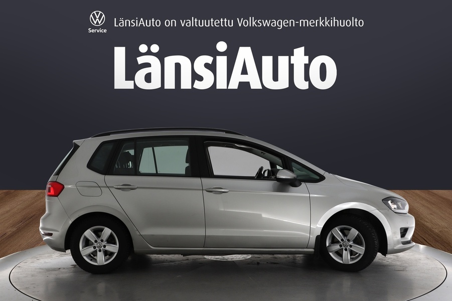 Volkswagen Golf Sportsvan vaihtoauto