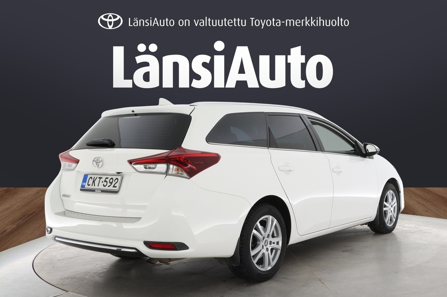 Toyota Auris vaihtoauto