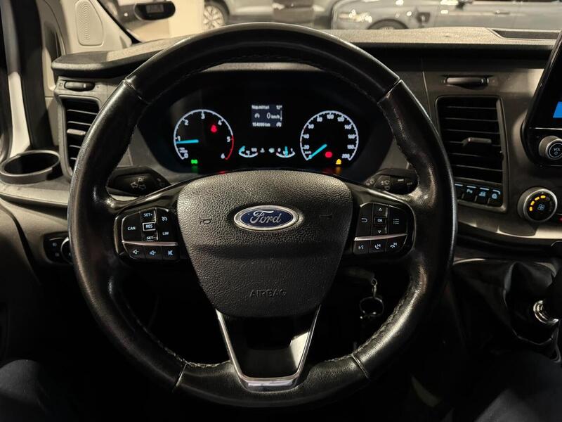 Ford Transit Custom vaihtoauto