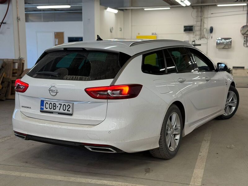 Opel Insignia vaihtoauto