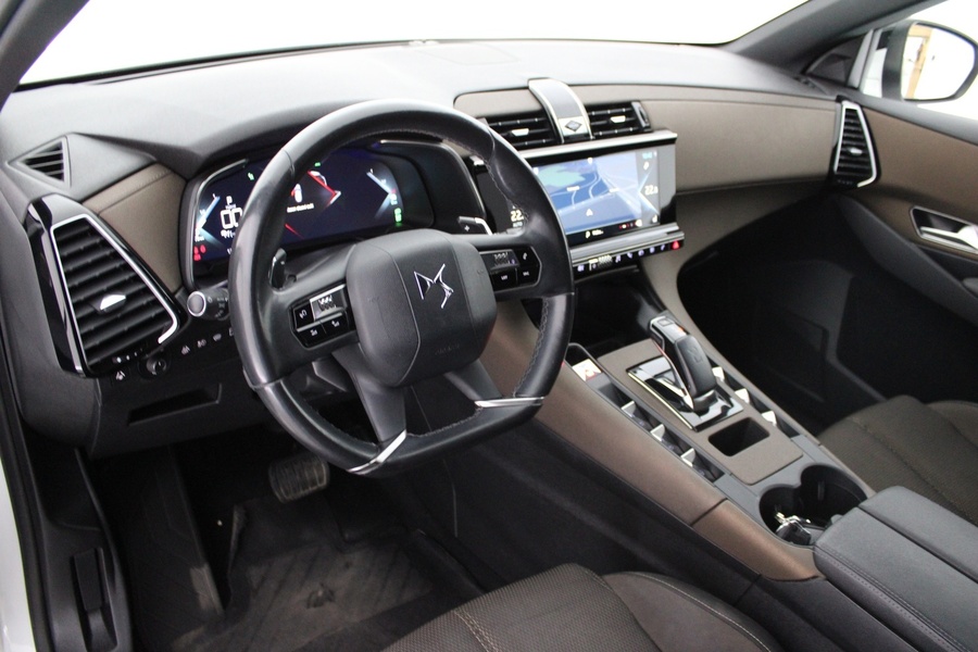 DS 7 Crossback vaihtoauto