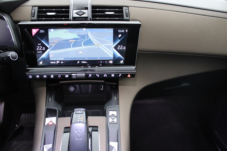 DS 7 Crossback vaihtoauto