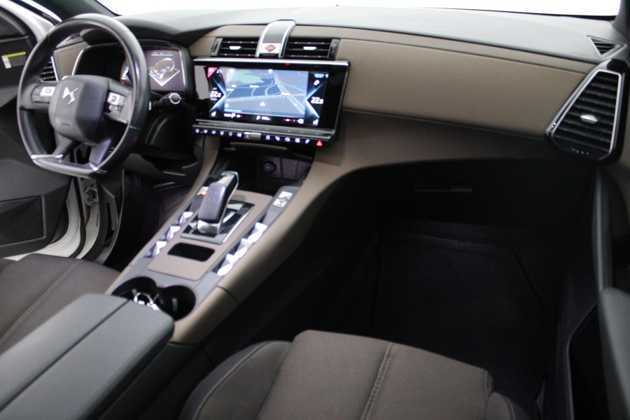 DS 7 Crossback vaihtoauto