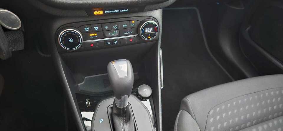 Ford Fiesta vaihtoauto