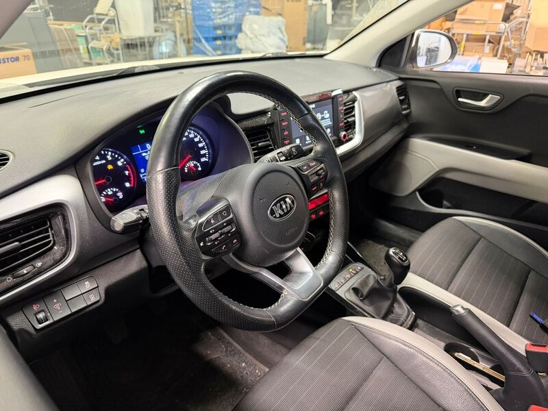 Kia Stonic vaihtoauto