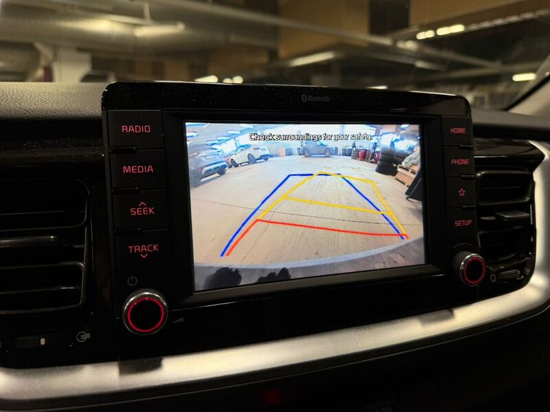 Kia Stonic vaihtoauto