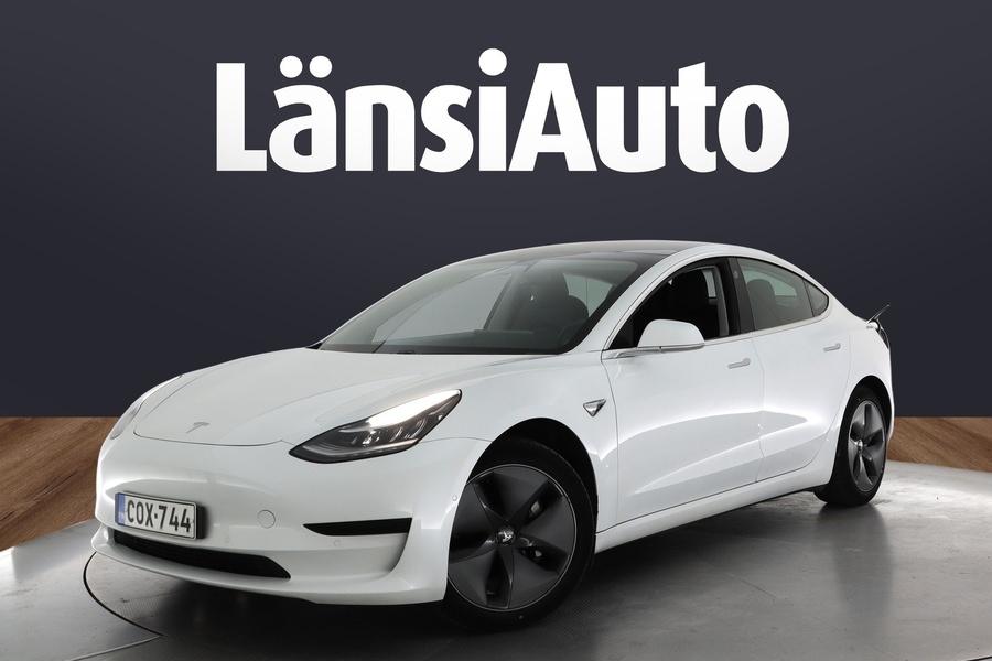 Tesla Model 3 vaihtoauto