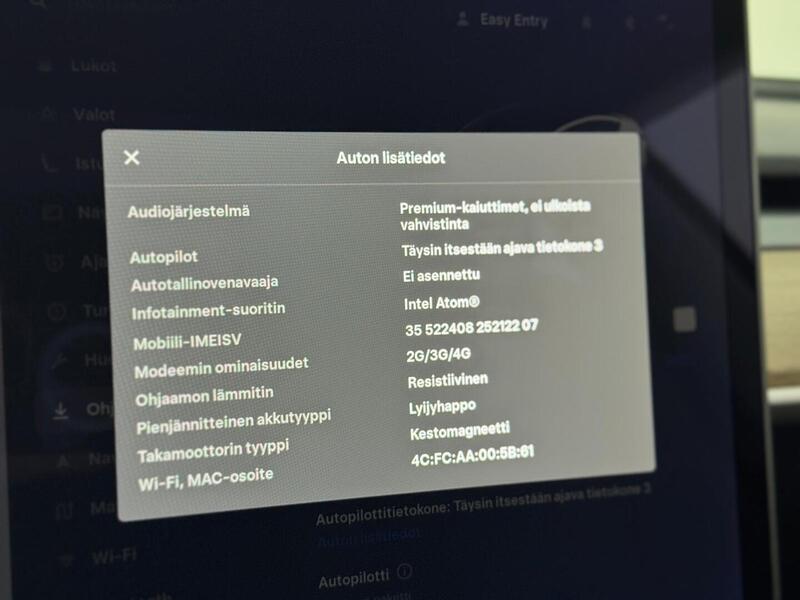 Tesla Model 3 vaihtoauto