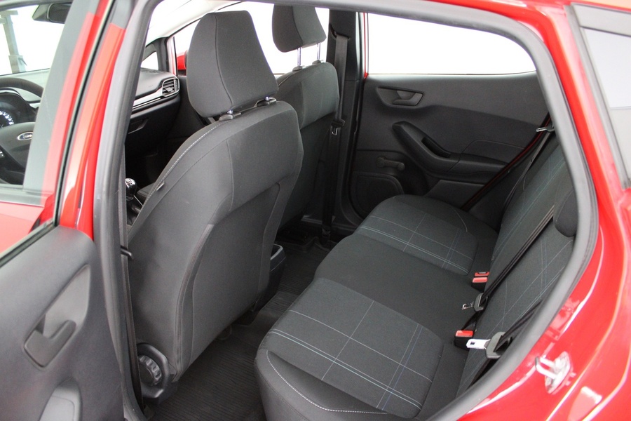 Ford Fiesta vaihtoauto